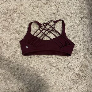 LuluLemon Free to be Wild Bra Size 8